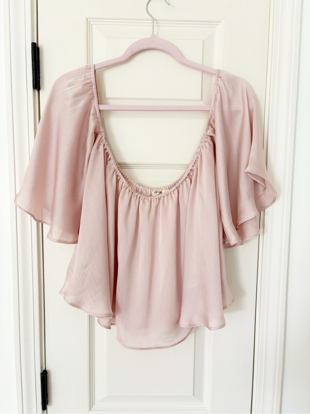 essue Blush Pink Flutter Sleeve Peasant Blouse